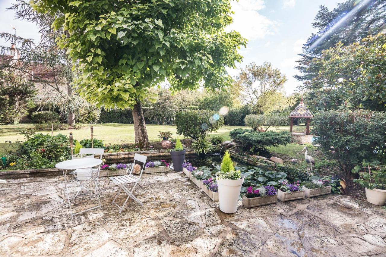 Bed and Breakfast Entre Canal Et Vignes Escolives-Sainte-Camille Exteriér fotografie